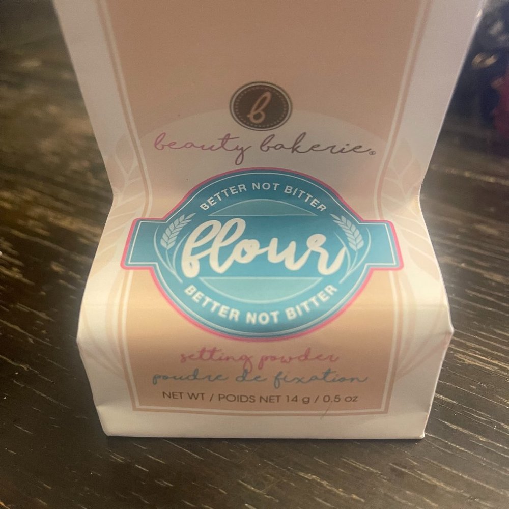 BEAUTY BAKERIE flour setting powder--oat flour--translucent